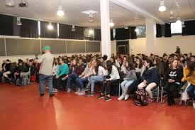 Vous y trouverez toutes les rubriques de l'ancien site, et bien plus encore. College Olympe De Gouges Apprendre L Anglais En S Amusant Tarn Et Garonne Montauban Le Petit Journal