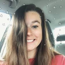 Carolyn Forman's Instagram, Twitter & Facebook