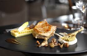 Make the most of your visit to the eiffel tower with a visit to its various restaurants, bars, and shops. 58 Tour Eiffel Fremdenverkehrsamt Paris