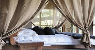 Où trouver l'offre rideau lit baldaquin au meilleur prix ? Des Voilages Pour Une Deco De Chambre Romantique