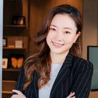 Ellen Fu's Instagram, Twitter & Facebook