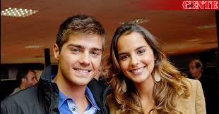 Lourenço ortigão foi o primeiro dos quatro atores que, com filipe duarte, protagonizaram a novela belmonte a reagir publicamente à morte do «irmão»: Sara Matos E Lourenco Ortigao Reagem Aos Rumores Nova Gente