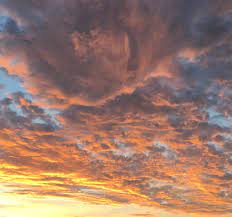 You'll recognize them as white or gray patches that dot the sky in large, rounded masses or clouds that are aligned in parallel bands. The Birth Of The Distributed Cloud