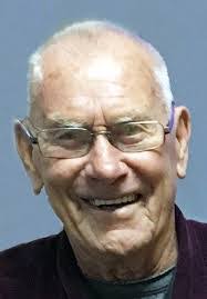 Stuart Hare's Instagram, Twitter & Facebook