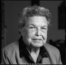 Lilian Ducelle, weduwe van Tjalie Robinson alias Jan Boon alias Vincent….  Available for sale