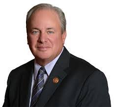 Doyle Gates's Instagram, Twitter & Facebook