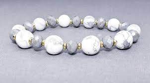 White Howlite Gemstone Bracelet Set Gray And Gold Bead Etsy Gold Bead Bracelets Howlite Gemstone Gemstone Bracelets
