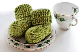 Check spelling or type a new query. Free Knitting Pattern Knitted Baby Uggs