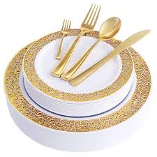 Black And Gold Plastic Plates Pin On Cocinas
