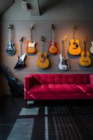 Pirate Toronto S Audio Escape Salle De Musique Deco Maison Mur De Guitare
