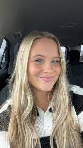 Danielle Glaser's Instagram, Twitter & Facebook