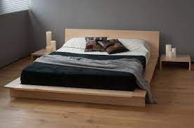 In my view, there's three major factors that go into creating the aura of traditional japanese styling: Oregon Low Platform Bed Solid Wood Natural Bed Company Cama Minimalista Cama Baixa Cama Japonesa