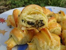 Mini Croissants Aux Escargots Les Recettes De Mimi Les Recettes De Mimi Mini Croissant Alimentation