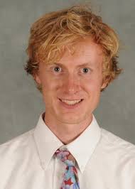 Mid-Race Move Lifts Knights to 16th at NCAA Championships