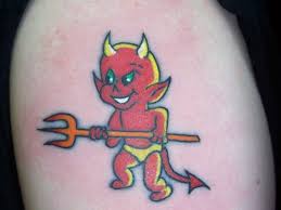 You may choose simple letters only, just take the first letter of your love one and make it as a tattoo. 26 Unique Tattoos For Men Which Look Fancy