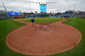 Royals game vs. Red Sox moved up due to severe weather Monday