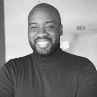 Carlos Erickson's Instagram, Twitter & Facebook