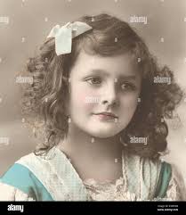 Dickens and illustrations hi-res stock photography and images