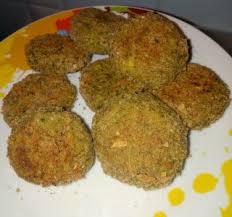 Gli hamburger di zucchine sono una variante vegana al classico hamburger di carne. Burger Di Zucchine E Broccoli Light Ricettebyme