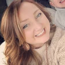 Billie Hensley's Instagram, Twitter & Facebook