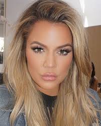 5 Tips For Going From Brunette To Blonde Fashion Quarterly Khloe Kardashian Hair Kardashian Hair Khloe Hair