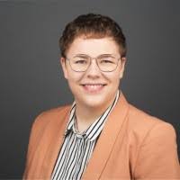 90+ "Sara Volk" profiles