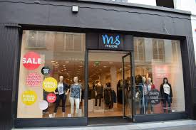 In auto and scene modes the camera controls shutter speed and aperture. Ms Mode Indebuurt Deventer