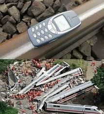 Nokia 3310 Tuzagi Komik Seyler Komik Internet Fenomenleri Komik Capsler