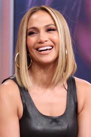 Jennifer lopez loves a good curtain bang. 2019 Trendy Short Hair Keep Your Short Hair Feels Fresh 2019 Trendy Short Hair Jennifer Lopez S Jennifer Lopez Hair Short Hair Styles Jennifer Lopez Hair Color