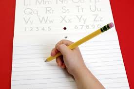 Anak saya itu kalau di sekolah malas menulis, tidak pernah memperhatikan guru sedang mengajar. Efektif 10 Aplikasi Ini Bisa Membantu Anak Belajar Menulis Tangan