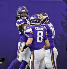 Kirk daniel cousins (born august 19, 1988) is an american football quarterback for the minnesota vikings of the national football league (nfl). Qb Kirk Cousins Shames Vikings Nfl With His Comments On Pandemic Miami Herald