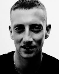 🤍🖤 The absence of