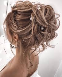80 Inspirational Rustic Wedding Hairstyles Ideas 2020 Hairstyles Ideas Inspirati In 2020 Wedding Hairstyles For Medium Hair Messy Hair Updo Medium Length Hair Styles