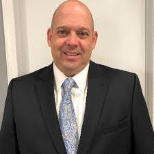 Bruce Knox's Instagram, Twitter & Facebook