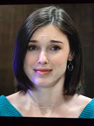 Willow's reaction to seeing someone shove Drew