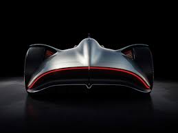 Mercedes Eq Silver Arrow Concept Packs Swanky Tech Into An Old Timey Racer Mercedes Benz Mercedes Concept Cars