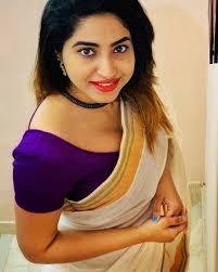 Deepika padukone in green saree at social media summit. Indian Actress Latest Hot Hd Saree Images Photos Gallery 4k Wallpapers Navel Images Studymeter