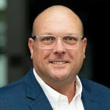 Loretta Medrano's Instagram, Twitter & Facebook