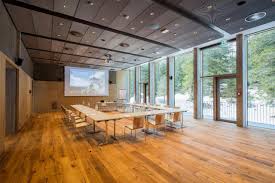 +41 71 365 65 65 fax +41 71 365 65 66 kontakt@saentisbahn.ch. Santis Das Hotel Schwagalp Aktualisierte Preise Fur 2021
