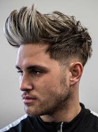 Achetez des soins capillaires et accessoires pour cheveux chez lookfantastic. Homme Coiffure Tendance Cheveux Long Faux Hawk Hairstyles Cool Hairstyles For Men Haircuts For Men