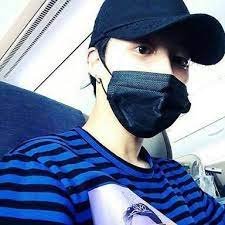 Gambar orang pake masker kartun. 4200 Gambar Cowok Keren Pake Masker Gratis Terbaik Gambar Keren