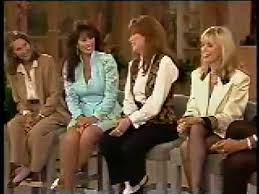 Price Is Right Models On Vicki Lawrence Show 1993 In 2020 Price Is Right Model Lawrence