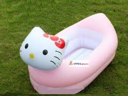 Bayi akan tertawa melihat cipratan air setelah ia melemparkan balon ke dalam bak mandi. Bath Tub Muchkin Kitty Perlengkapan Mandi Bayi Bak Mandi Bayi Baby Bath Tub Bak Mandi Pompa Bak Mandi Karakter Baby Bath Tub Muchkin Bak Mandi Munchkin Bak Mandi Karakter Cilukba Babyshop