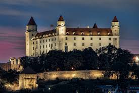 The iana time zone identifier for bratislava is europe/bratislava. Bratislava Sehenswurdigkeiten Tipps Beste Reisezeit Und Mehr