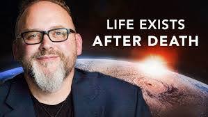 Stephanie Bradbury's Instagram, Twitter & Facebook