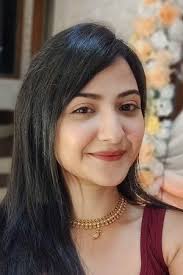 Avery Singha Roy : biographie, filmographie, photos & vidéos