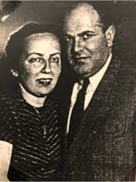 Hello! I am looking for Rosa Bauer from Frankfurt/Germany who married  Gunnar Jønsson in Aarhus after WWII. Their children are Bente and Rose  Marie Jønsson. On the first picture there is Rosa