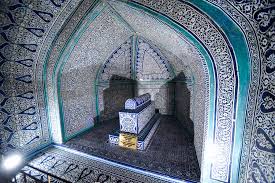46 seuraajaa, 27 seurattavaa, 9 julkaisua. Pahlavan Mahmud Mausoleum Khiva Uzbekistan