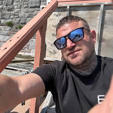 Does anyone have a list of pub quizes in the bay and what days they're