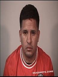 Luis Munayco's Instagram, Twitter & Facebook